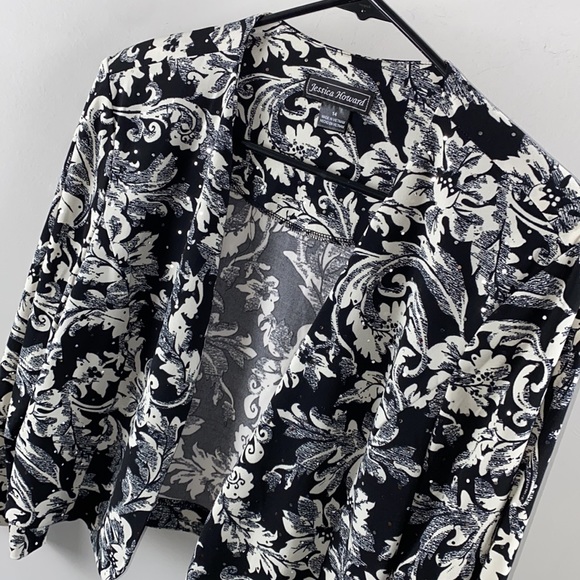 Jessica Howard cropped floral sparkly jacket - Picture 2 of 5